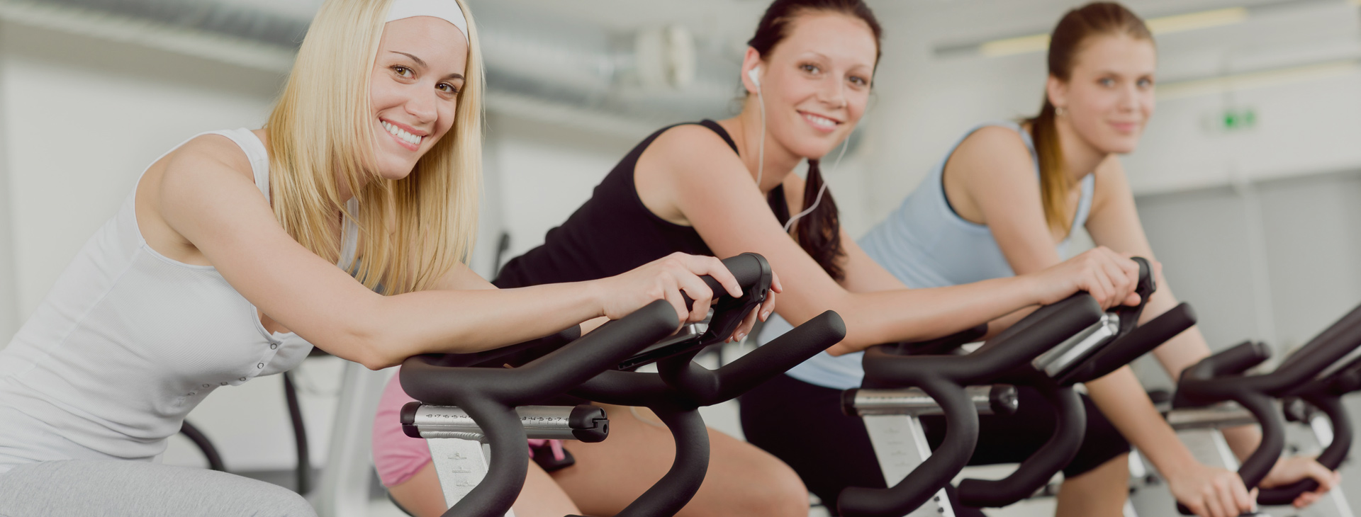 Cycling Girls Gym - Random.biz